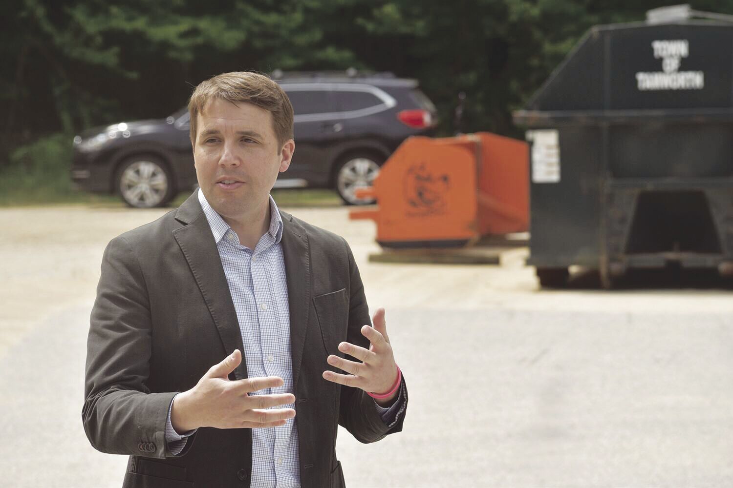 Pappas files to run again, talks trash in Tamworth